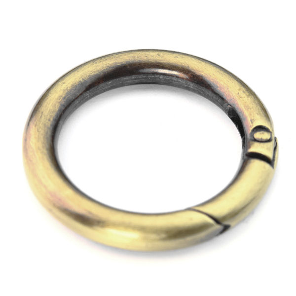Karabiner-Ring 30 mm | altmessing