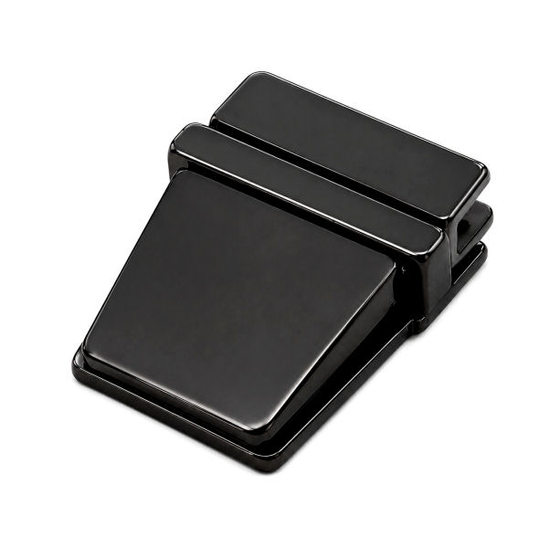 DESIGN Tucktite fastener in black finish
